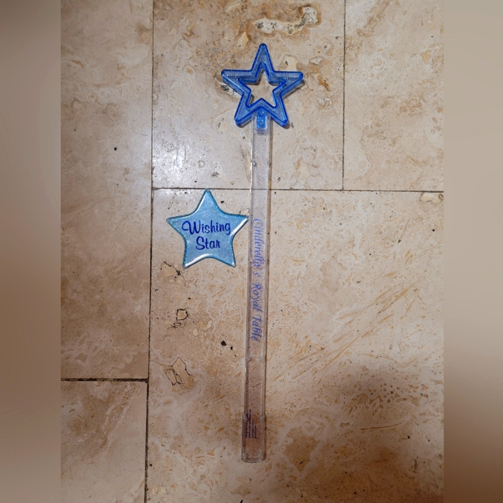💥 3/$24 Cinderella's Royal Table Wand and Wishing Star‎
